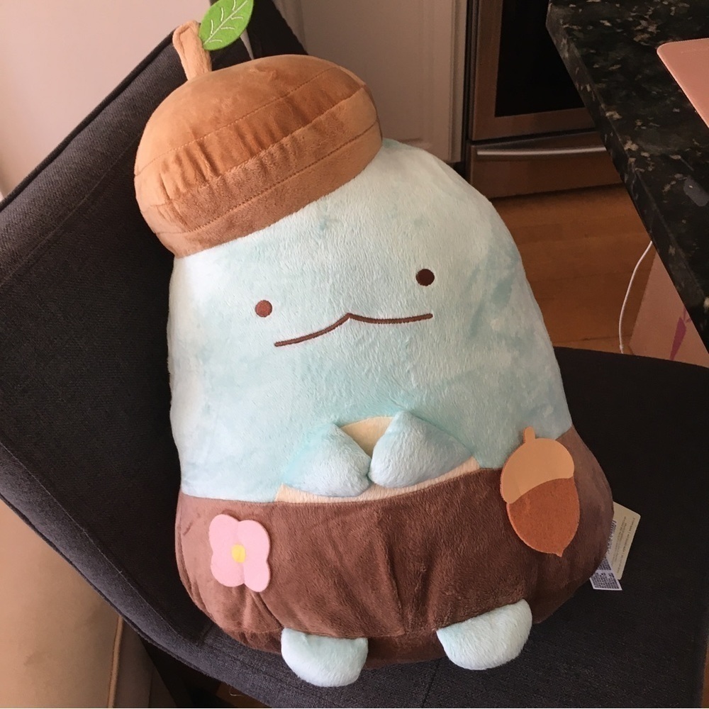 Acorn Plush, 16 inches, So Huggable! NWT